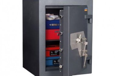 Взломостойкий сейф V класса VALBERG АЛМАЗ 67 KL