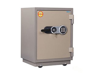Огнестойкий сейф VALBERG FRS - 66Т EL